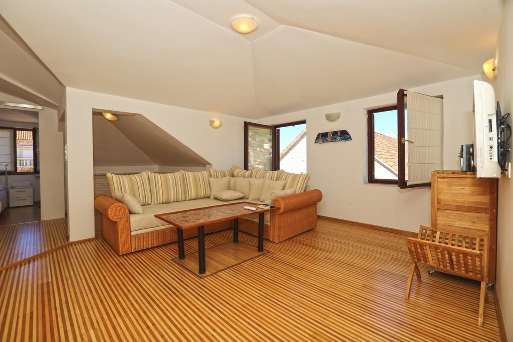 Apartment Plaza Hvar Town Room photo
